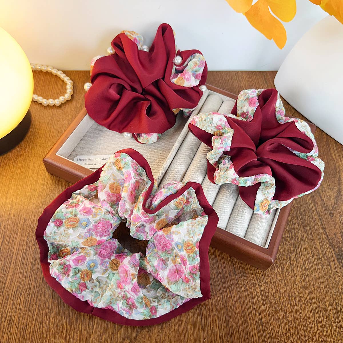 Floral fabric hair band with a unique retro style