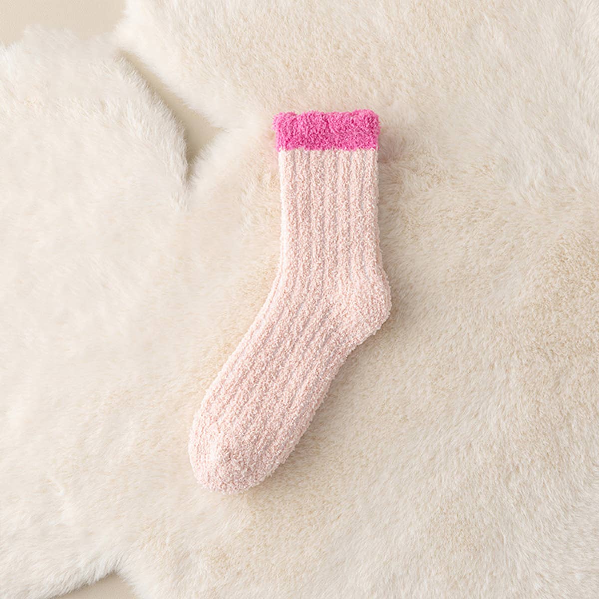CORAL FLEECE MID-TUBE HOME SOCKS