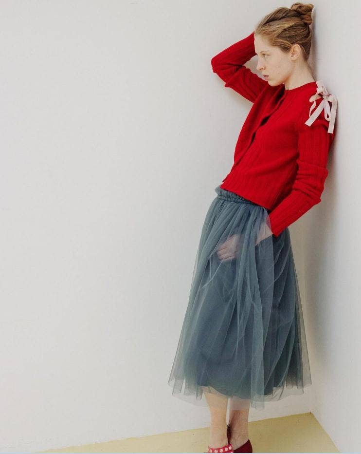 Round-neck, long-sleeved, twisted knit cardigan