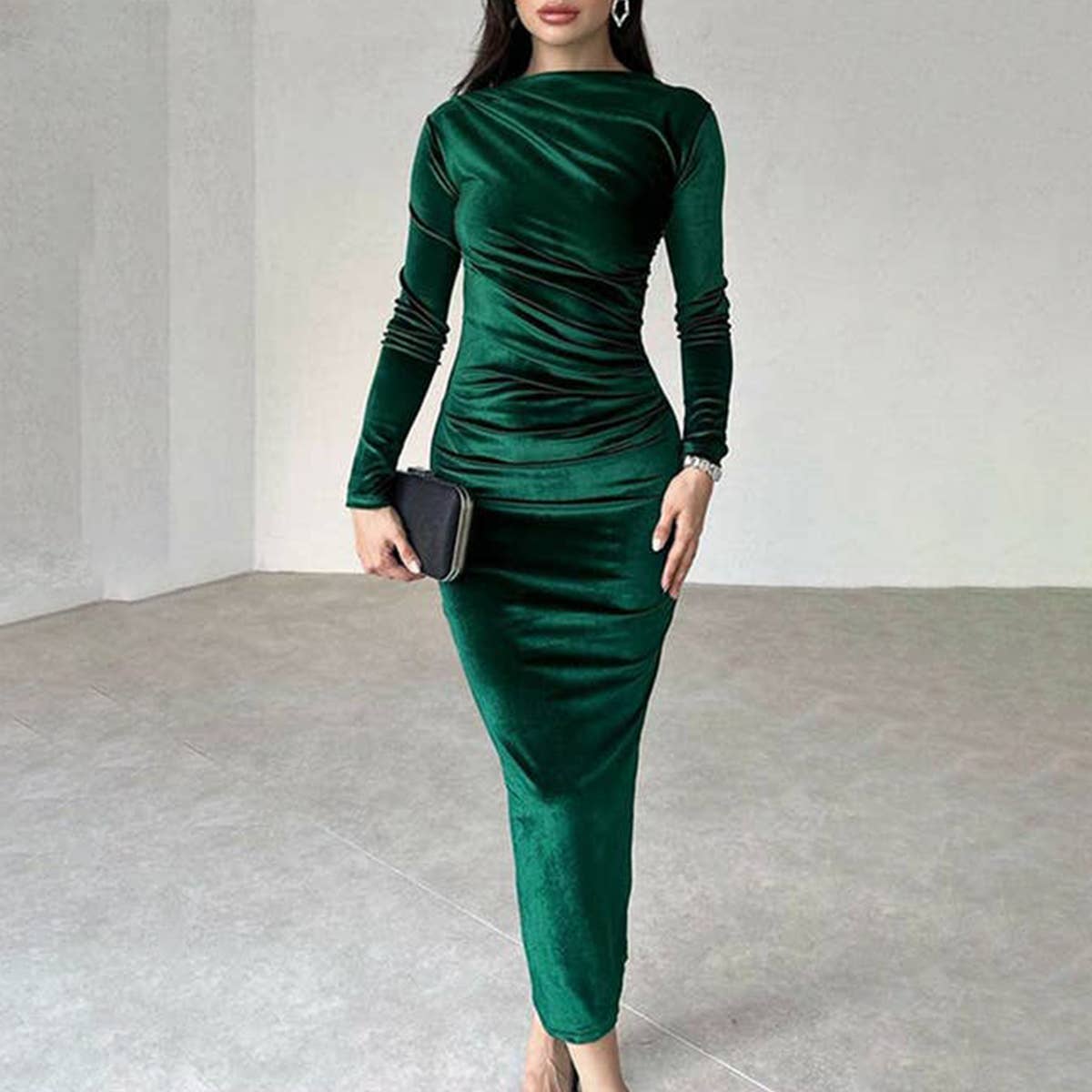 SOLID COLOR SLIM PLEATED LONG-SLEEVED DRESS