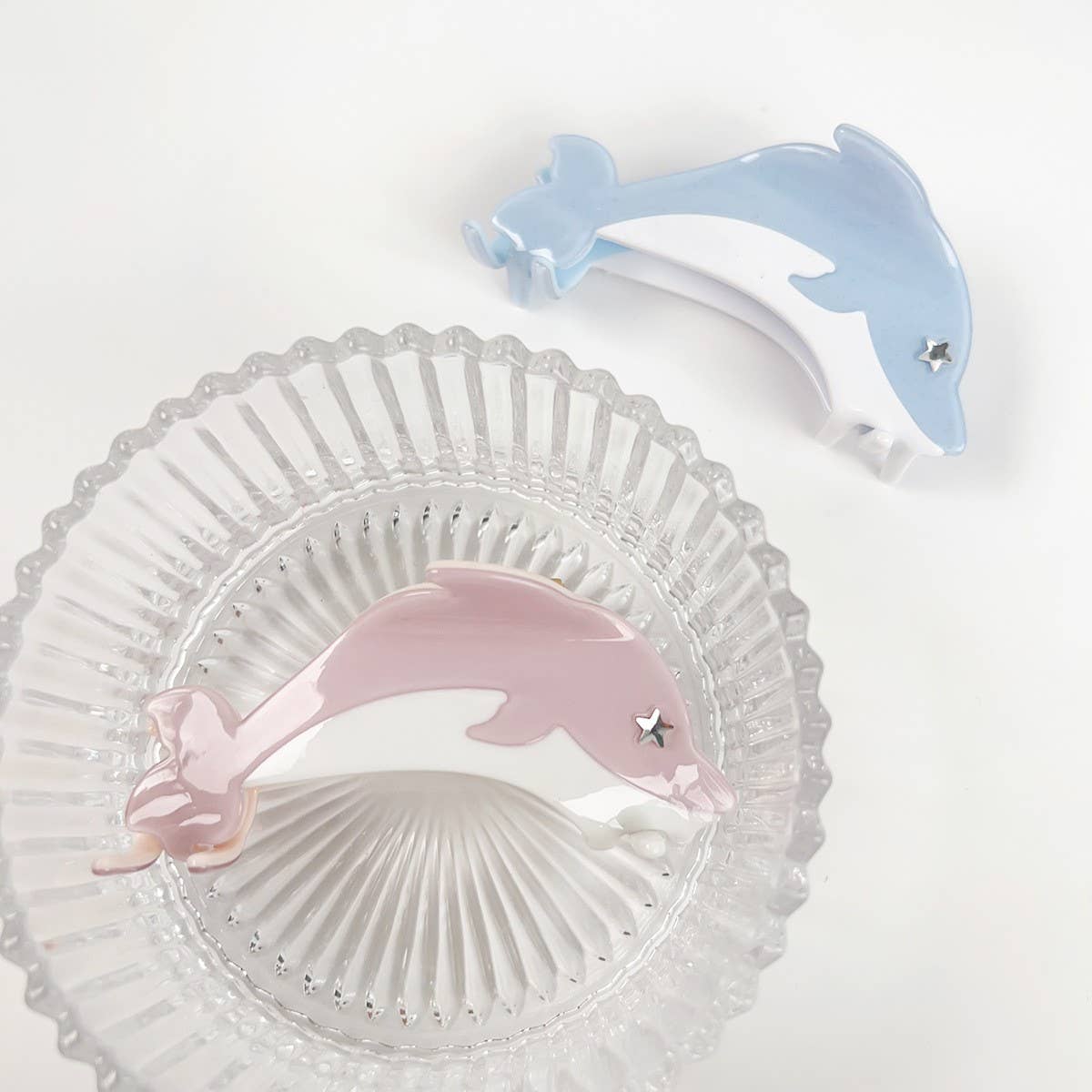 DOPAMINE DIAMOND DOLPHIN GIRLY HAIRPIN_CWAHA1588