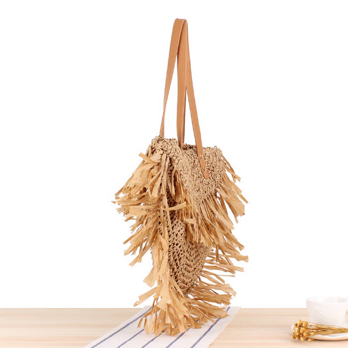 SEMICIRCLE TASSEL ONE-SHOULDER BEACH STRAW BAG_CWAB2021