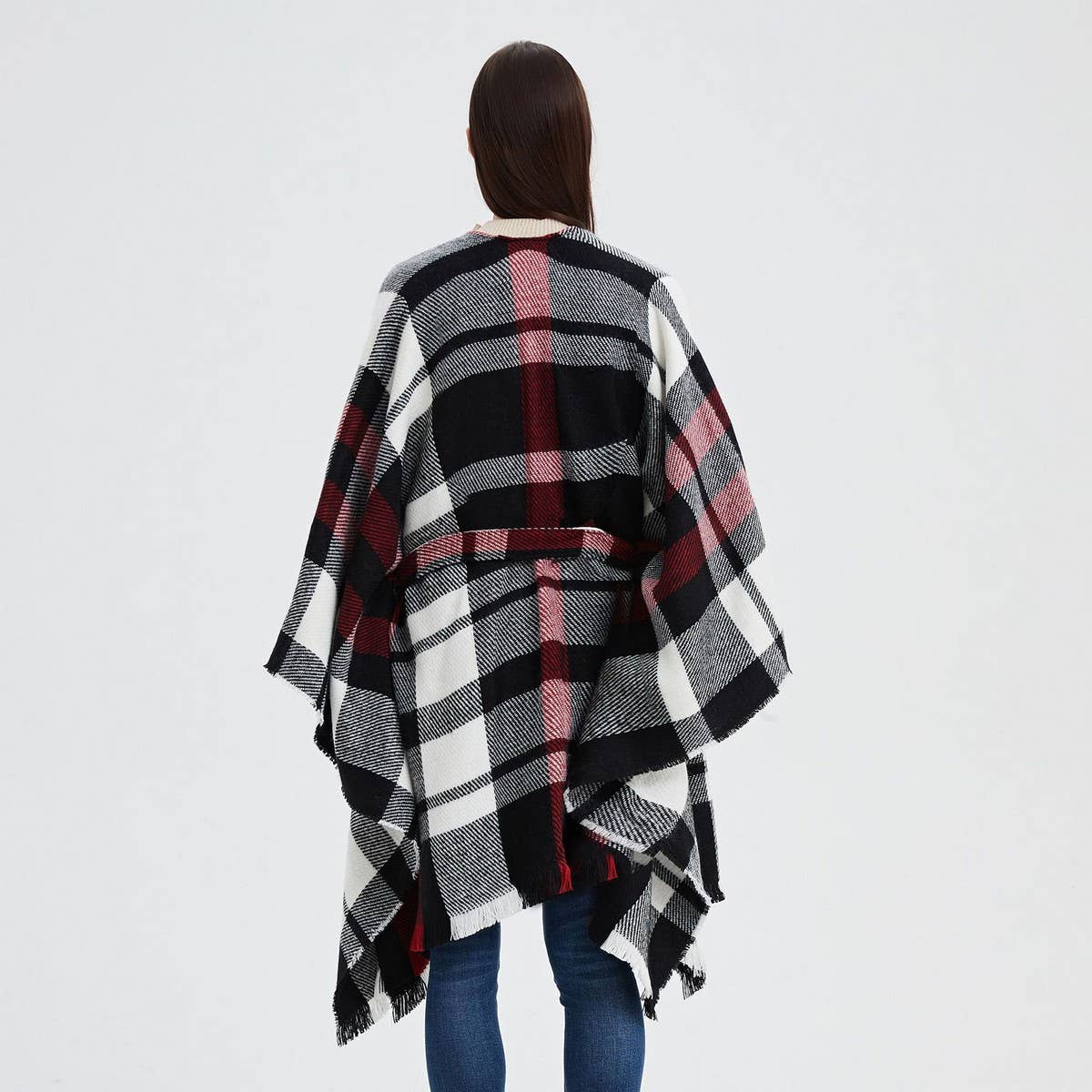 GEOMETRIC BLACK AND RED SHAWL WITH SPLIT HOOD