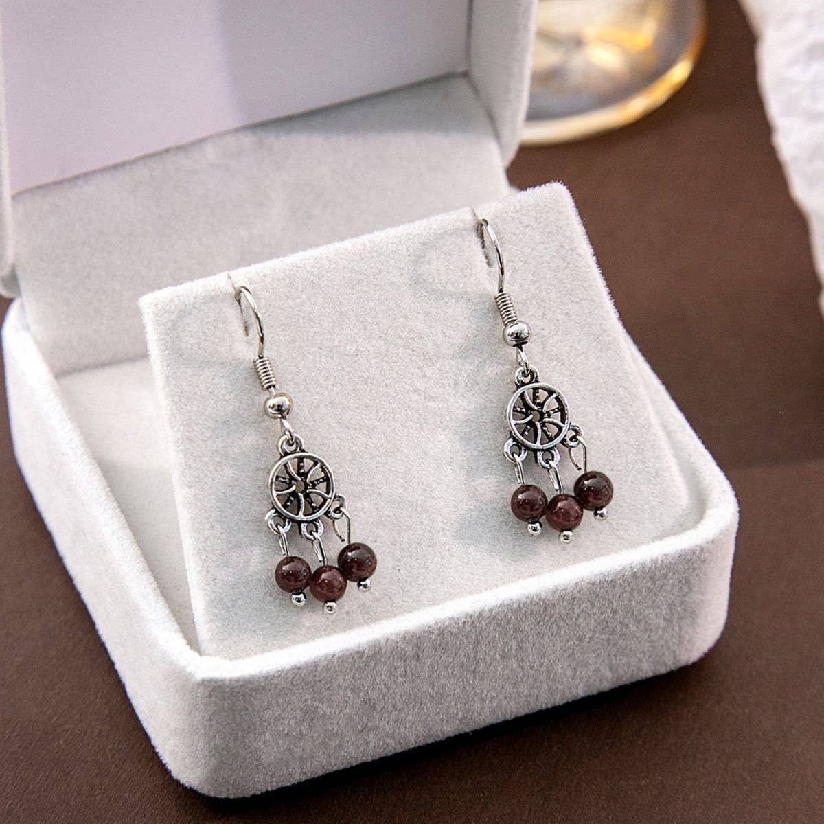 VINTAGE HOLLOW ROUND DISTRESSED EARRINGS