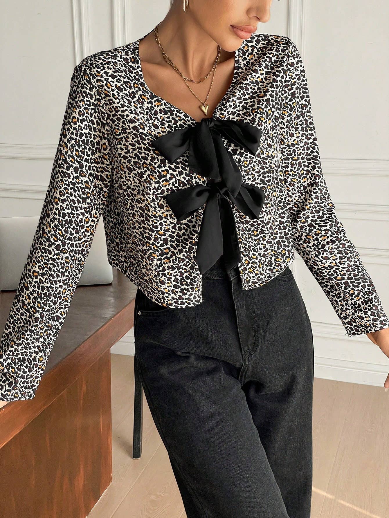 FASHION DESIGN SENSE LONG SLEEVE LEOPARD CARDIGAN