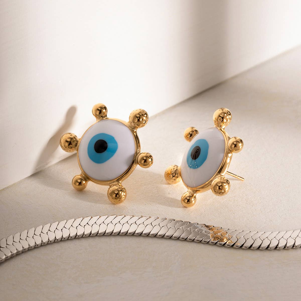 RETRO DRIPPING NEW DEVIL'S EYE EARRINGS_CWAHA0922