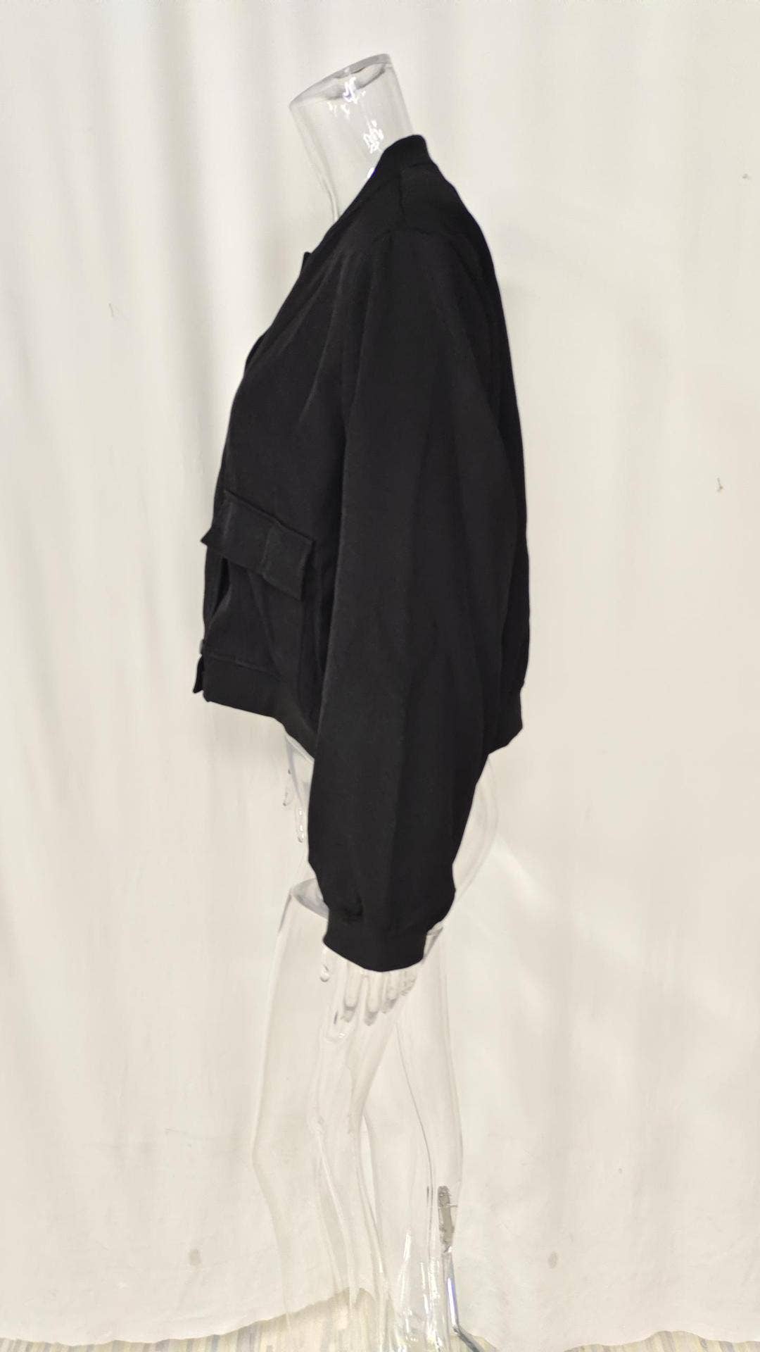 Round-neck single-breasted long-sleeved jacket