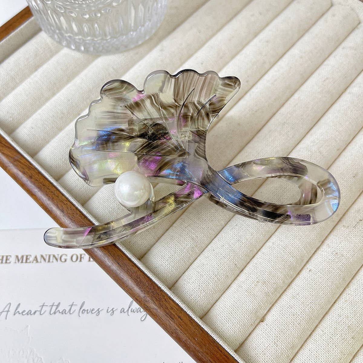 Ginkgo Leaf Pearl Hair Claw, Elegant French Clip_CWAHA1347