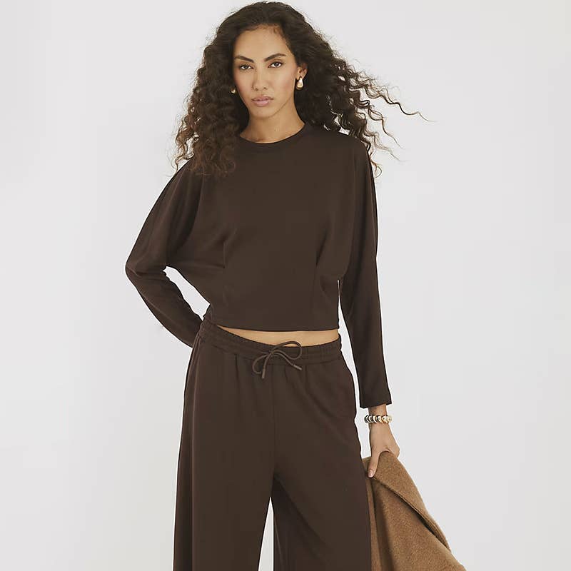 Round-neck straight-leg tie long pants set