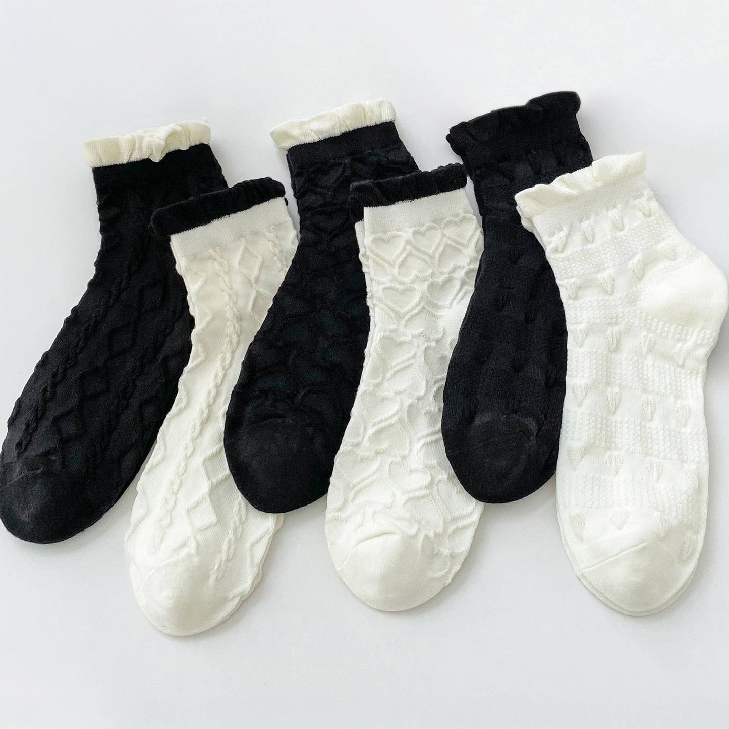 Rhombus, Heart Pattern Ruffle Ankle Socks