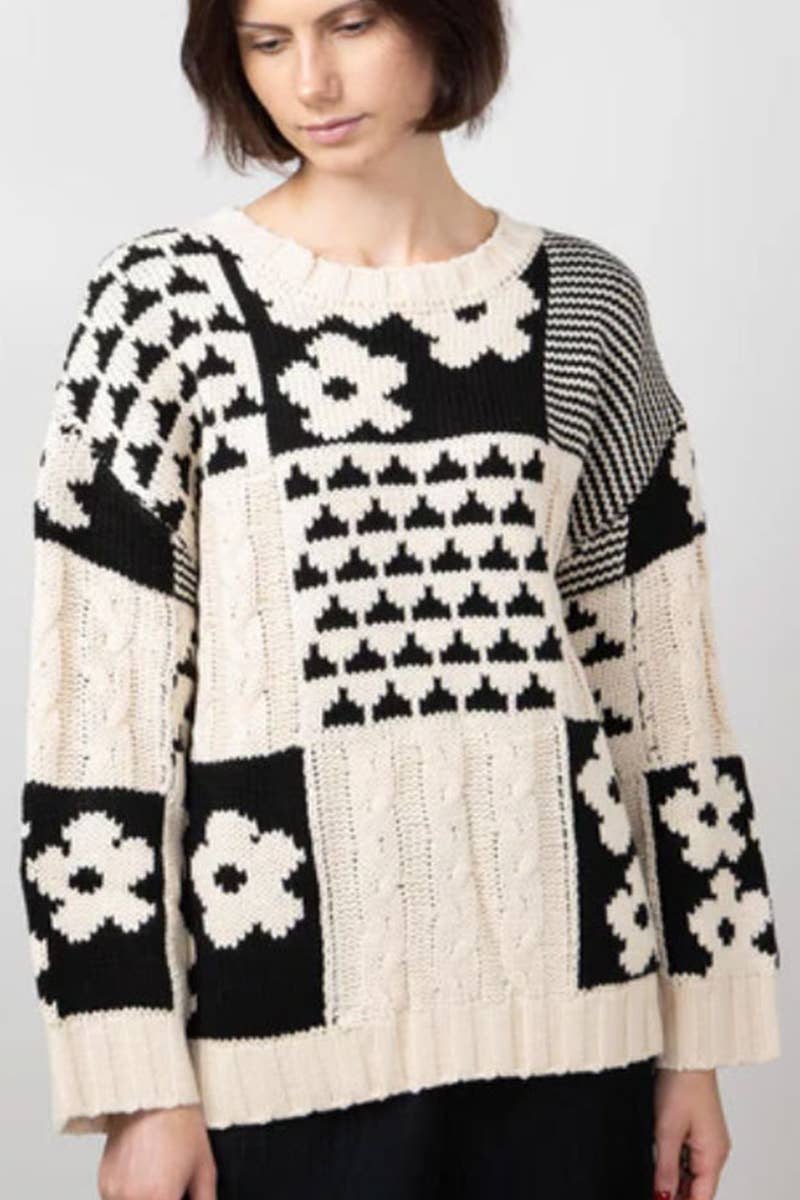 SQUARE FLORAL LOOSE CREW NECK PULLOVER SWEATER