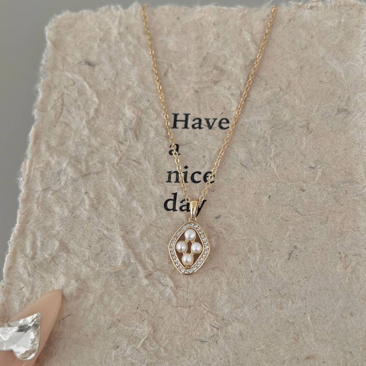 DIAMOND FRESHWATER PEARL NECKLACE