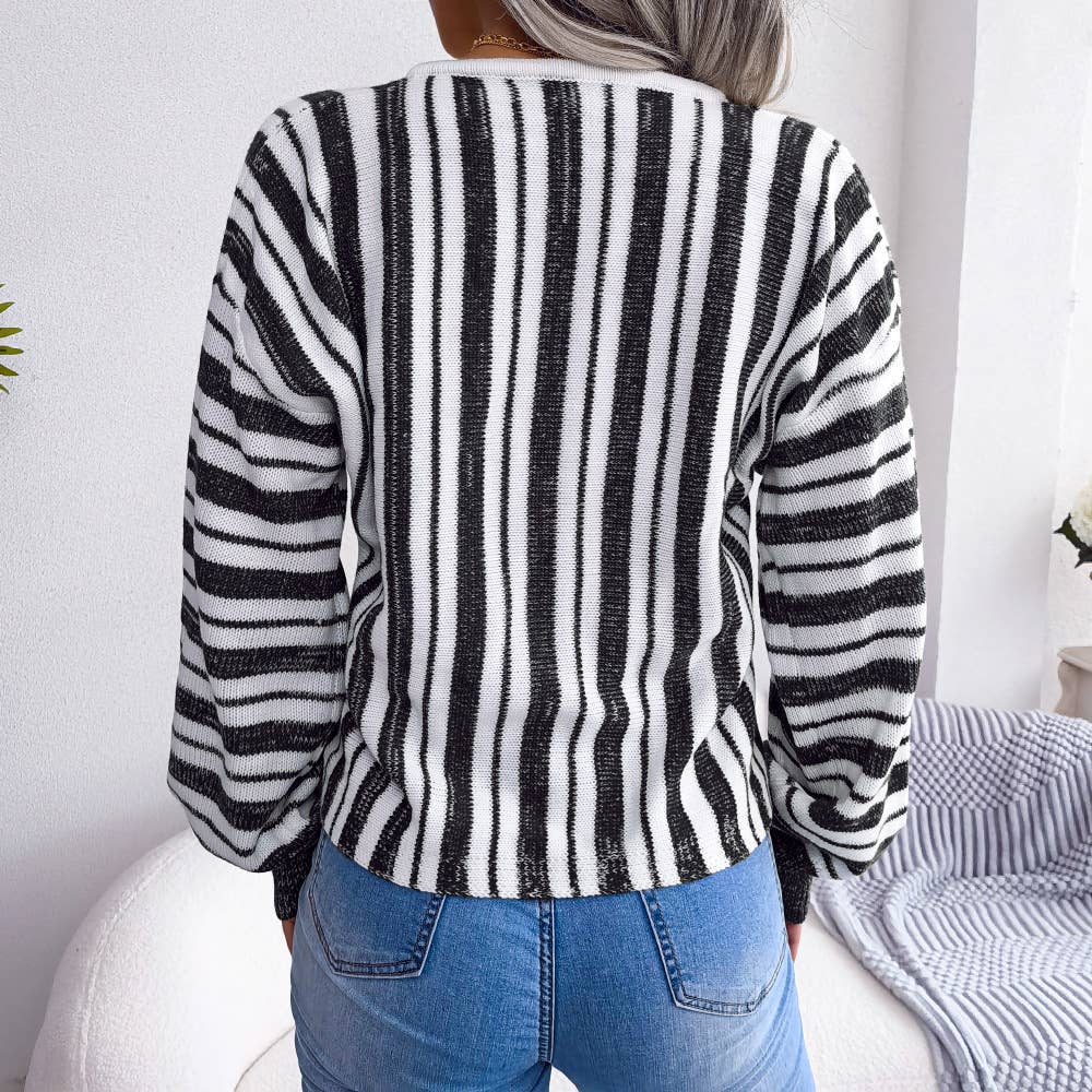 STRIPED SWEATER WITH CONTRASTING COLORS
