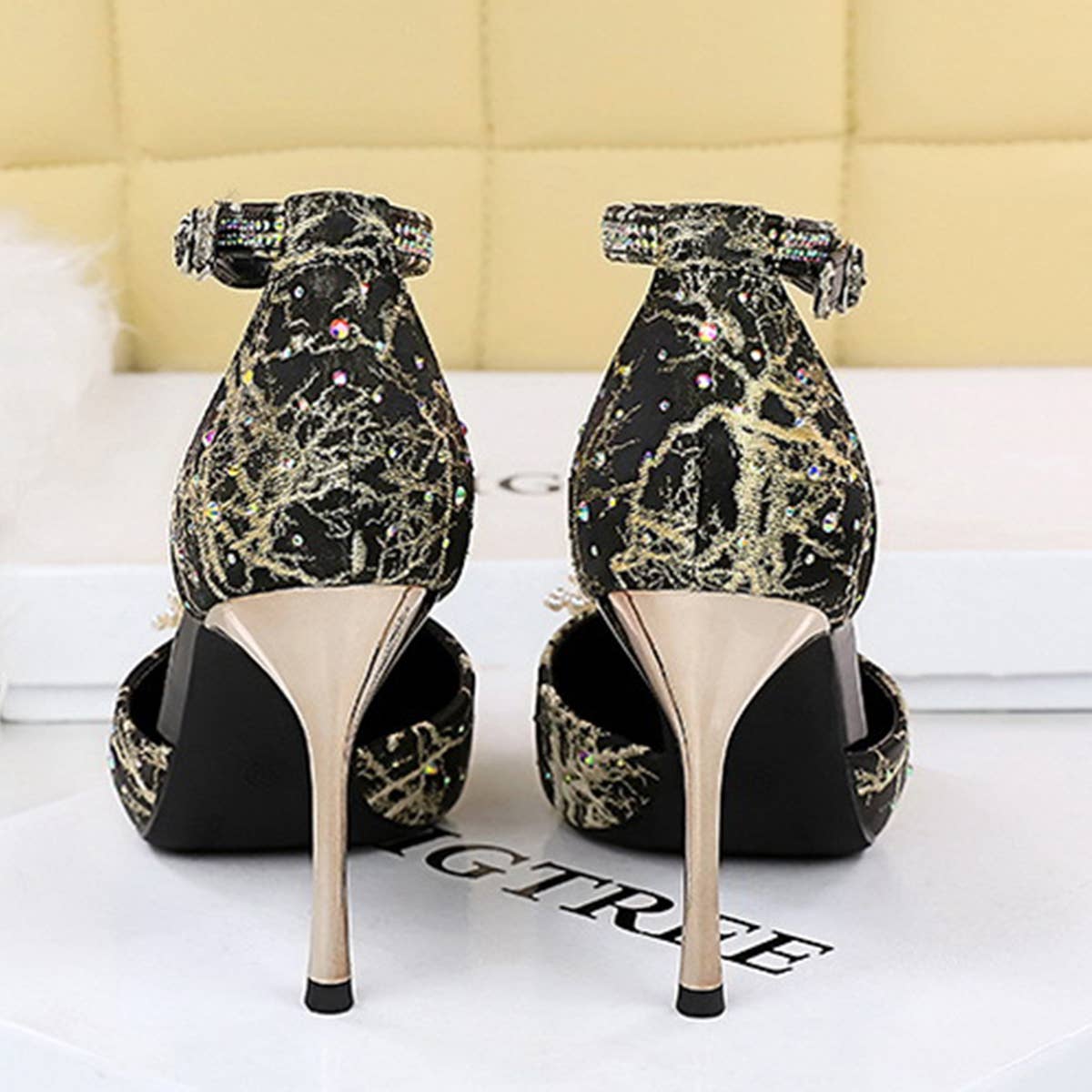 WOMEN RETRO RHINESTONE PEARL FLOWER HIGH HEELS