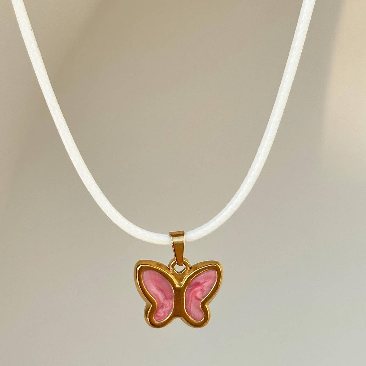 Colorful Retro 3D Butterfly Pendant Necklace