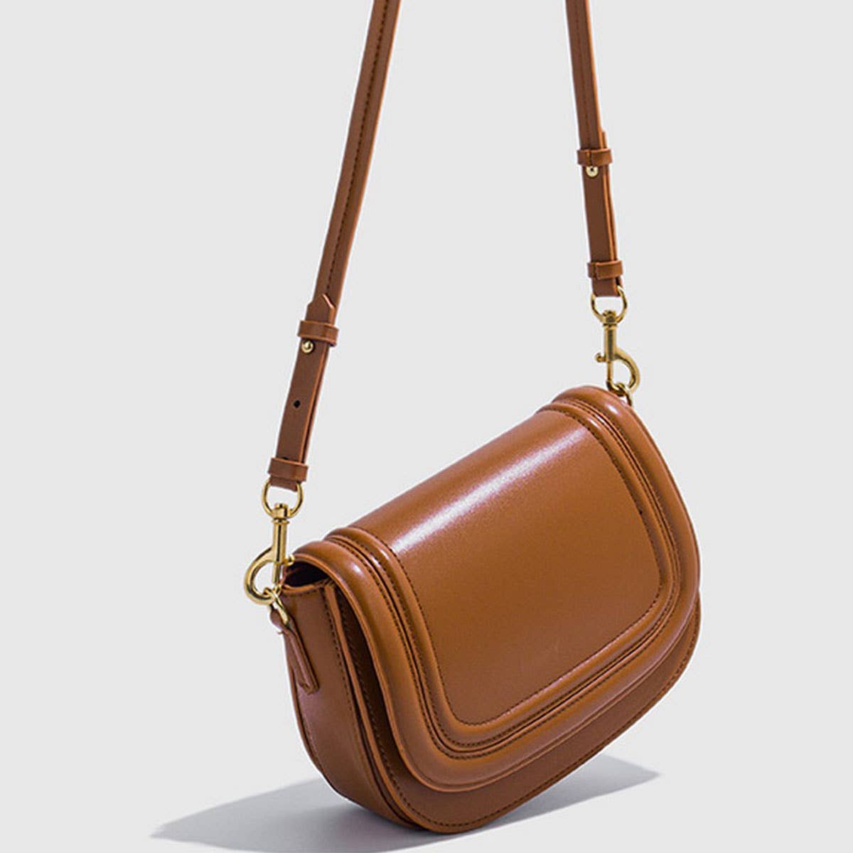 POPULAR WIDE SHOULDER STRAP SADDLE BAG FOR WOMEN_CWAB3421