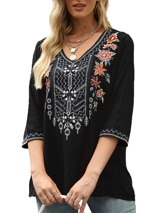 COTTON V-NECK PLUS-SIZE EMBROIDERED BLOUSE_CWTBLL0820