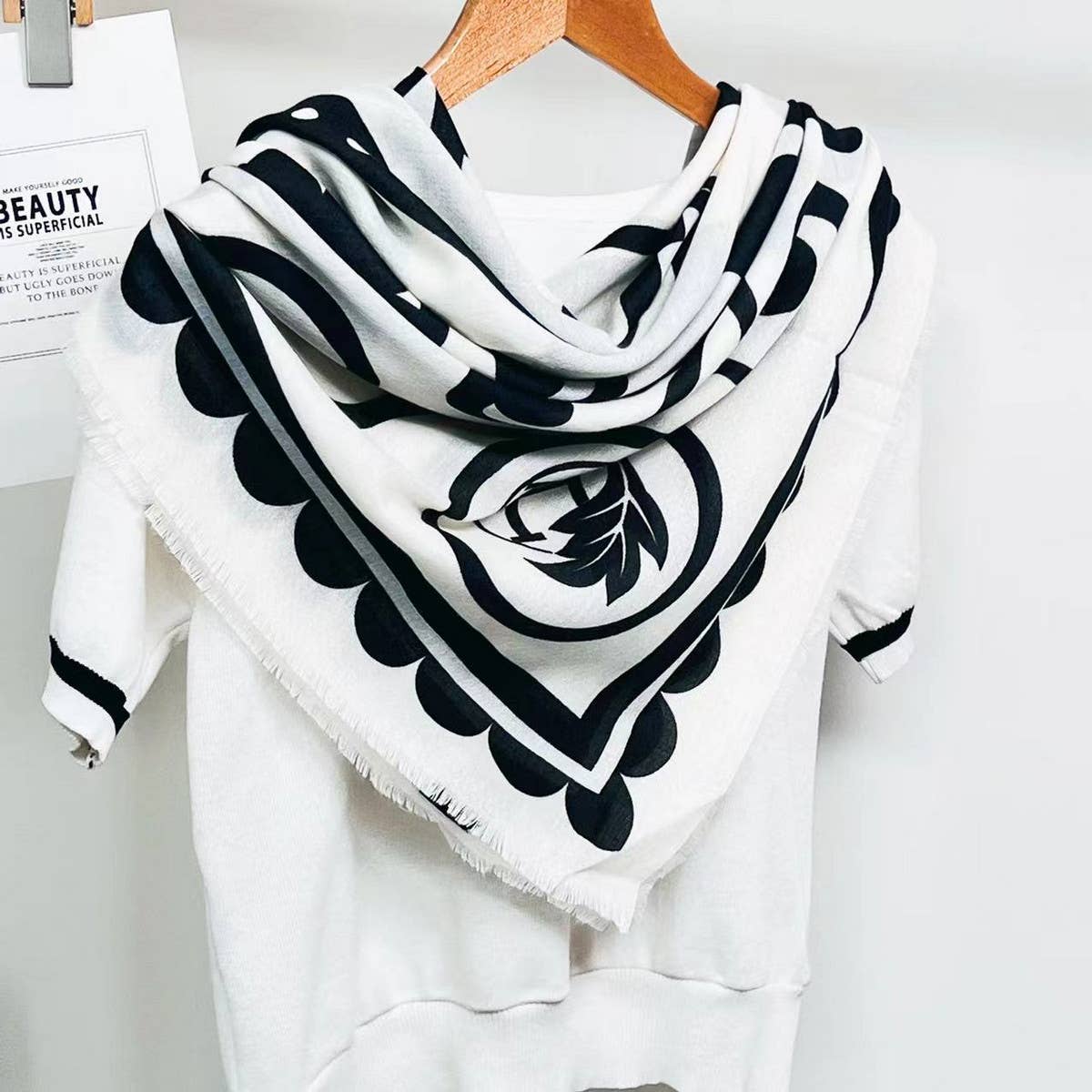 Bold Floral Animal Silk Blend Wrap_CWASC0890