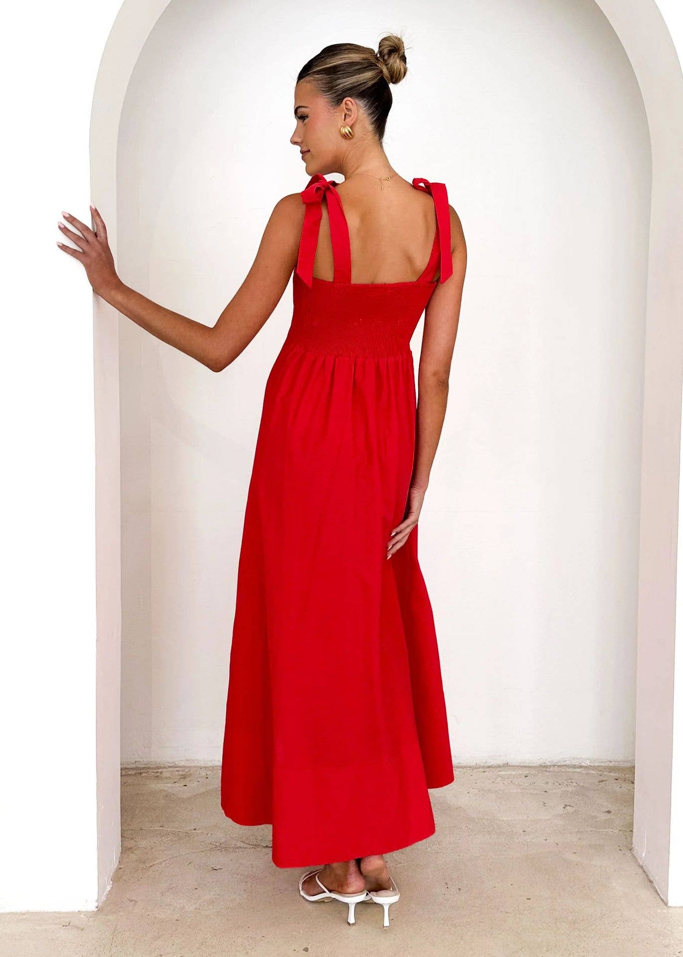 Solid color strapless maxi lace-up dresses