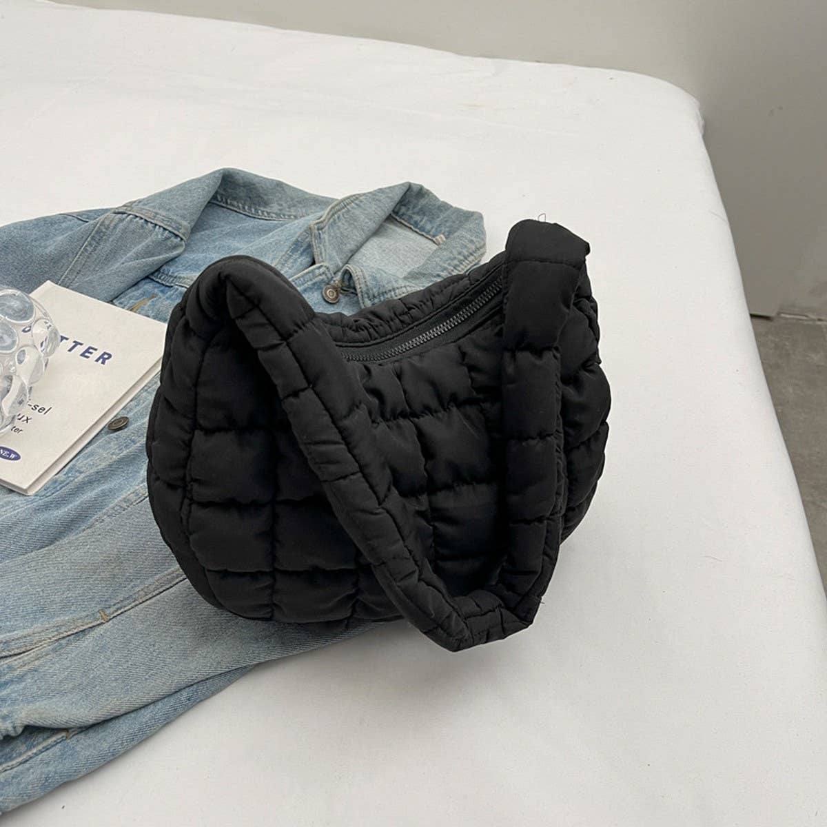 Dongdaemun Cloud Bag Puffy Shoulder Tote_CUAB00525