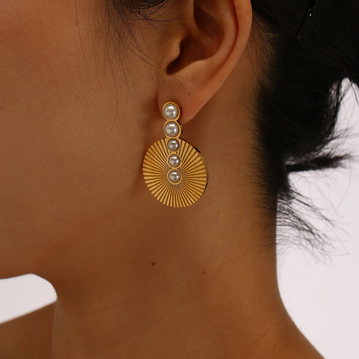 18K Plated Steel Necklace & Earrings with Pearls_CWMM8845