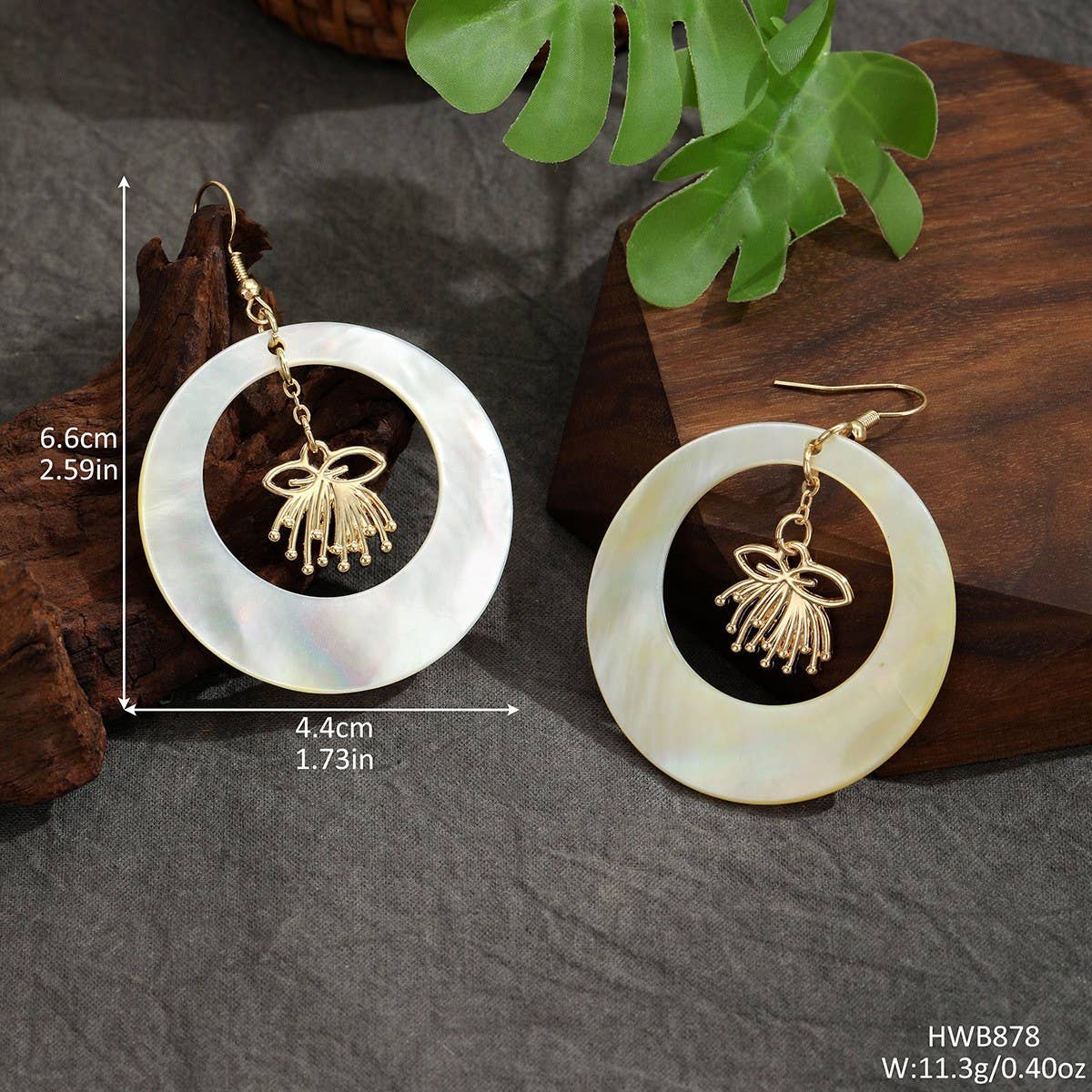 FASHION VINTAGE NATURAL WHITE SHELL EARRINGS_CWMM4281