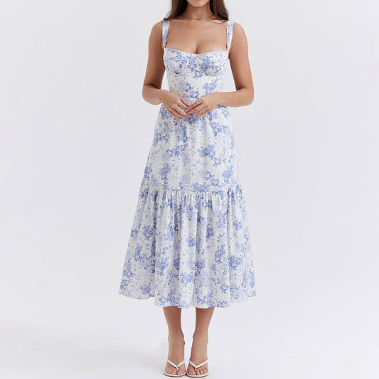 A long, high-cut, fresh and country-style dress