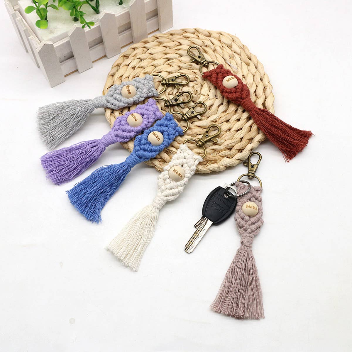 LETTER PENDANT COTTON ROPE BRAIDED KEYCHAIN