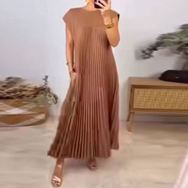 Elegant fashion round neck sleeveless pleated long dress
