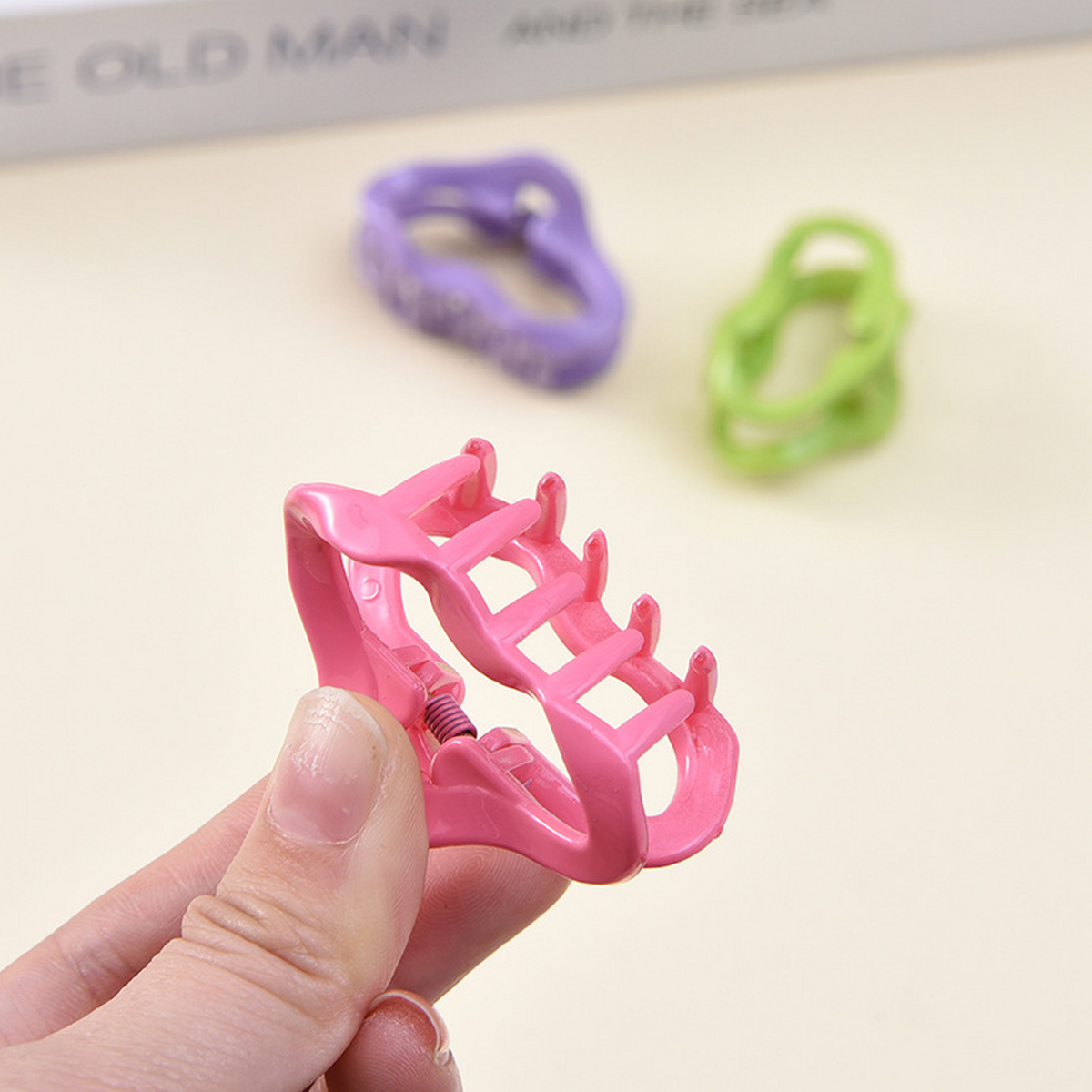 Mini Cloud Hair Claw ? Creamy Pastel Side Clip_CWAHA1042