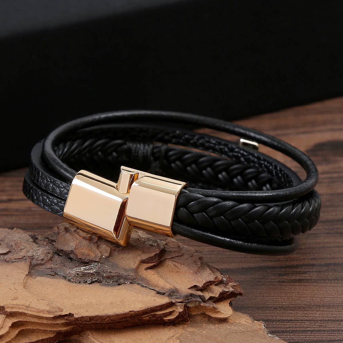 NEW LEATHER HANDWOVEN GOLD MAGNET BUCKLE BRACELET