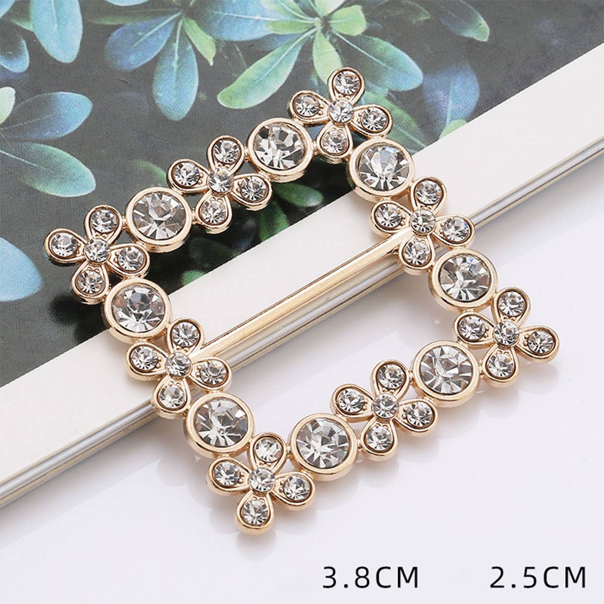 SQUARE DIAMOND SCARF RING WITH NO UPKEEP_CWMM2117