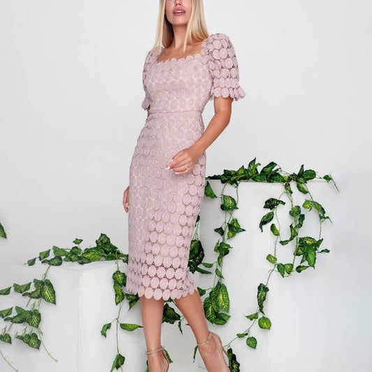 Mid-waist and mid-length dress with chest wrap