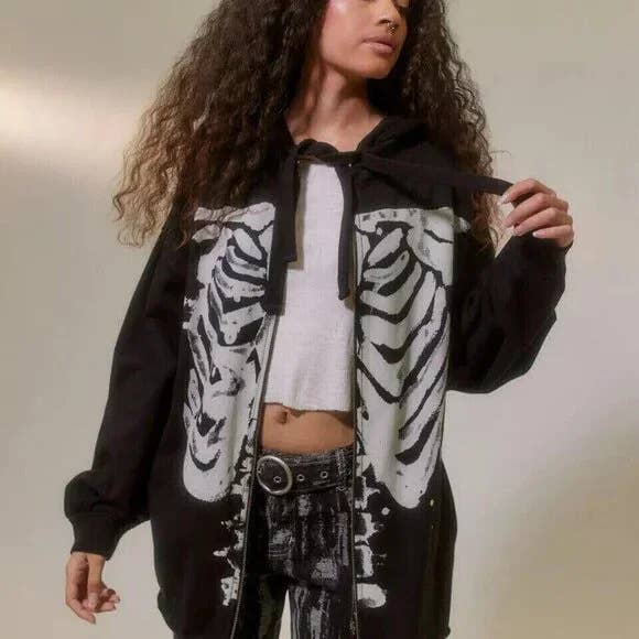 Fashionable punk-style zipper hooded sweatshirt