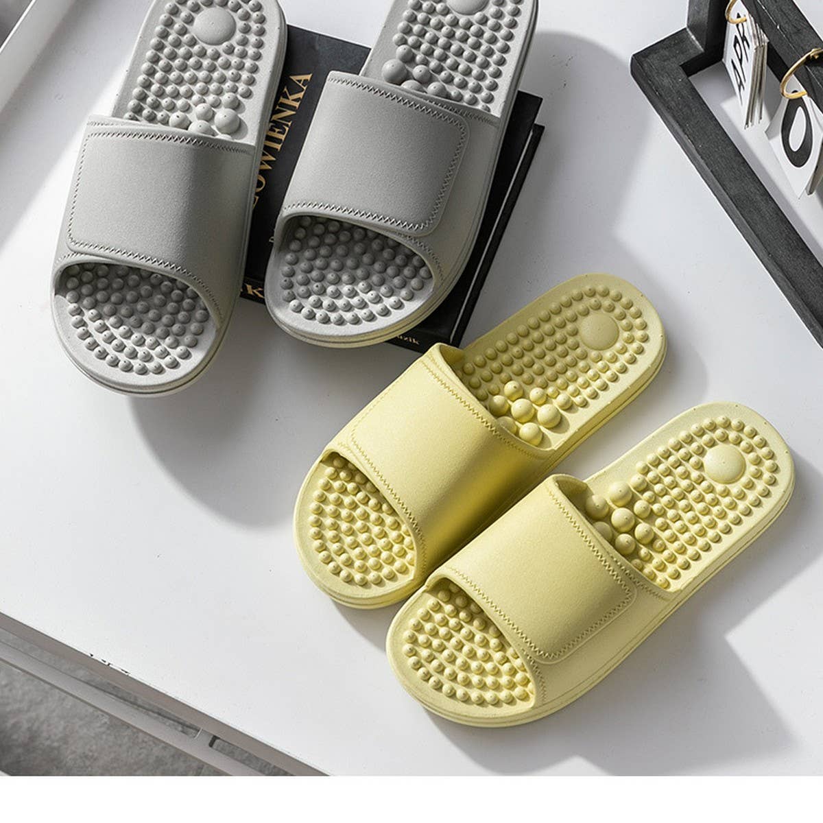 MASSAGE FOOT ACUPOINT NON-SLIP SANDALS