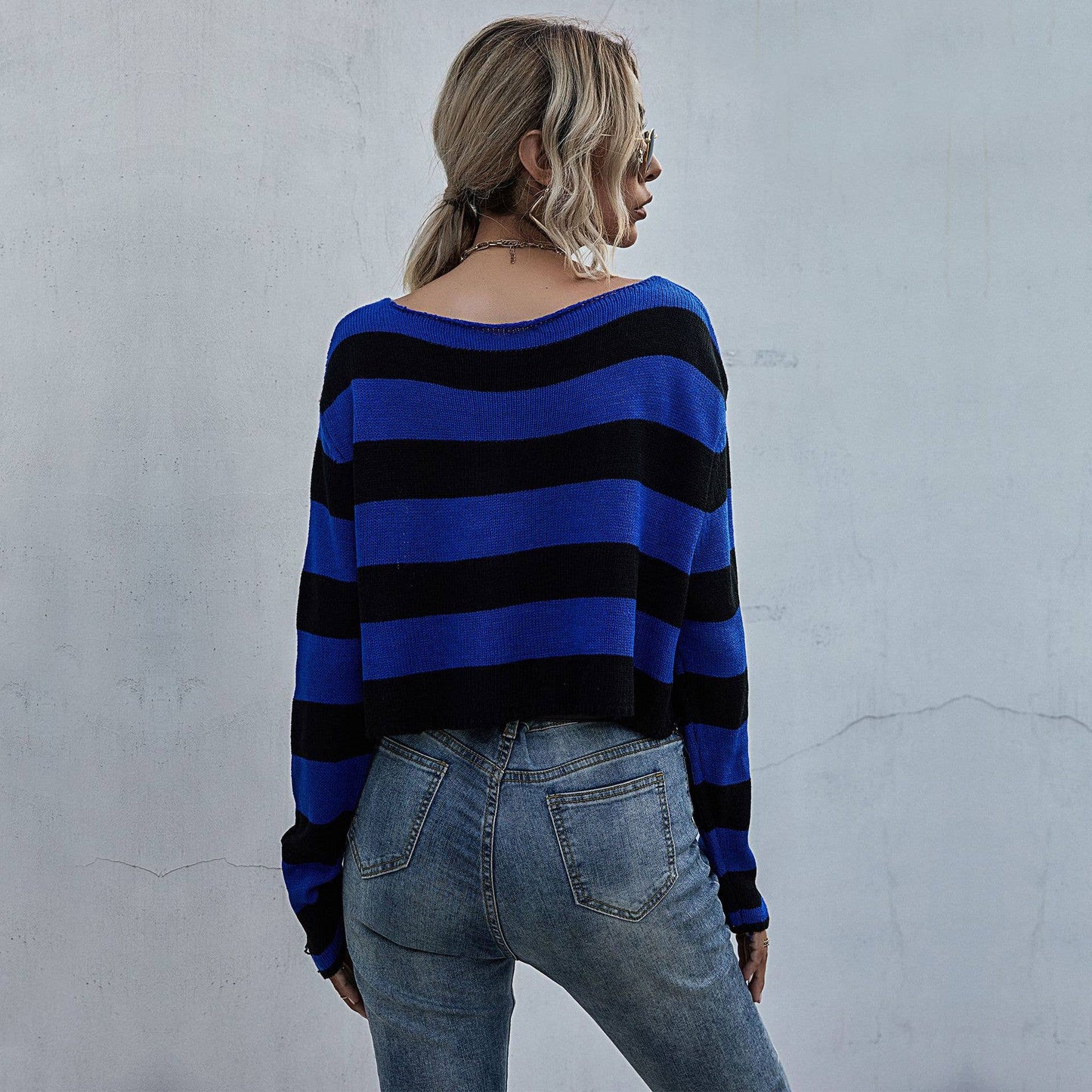 Striped V-neck loose short ripped crop sweater
