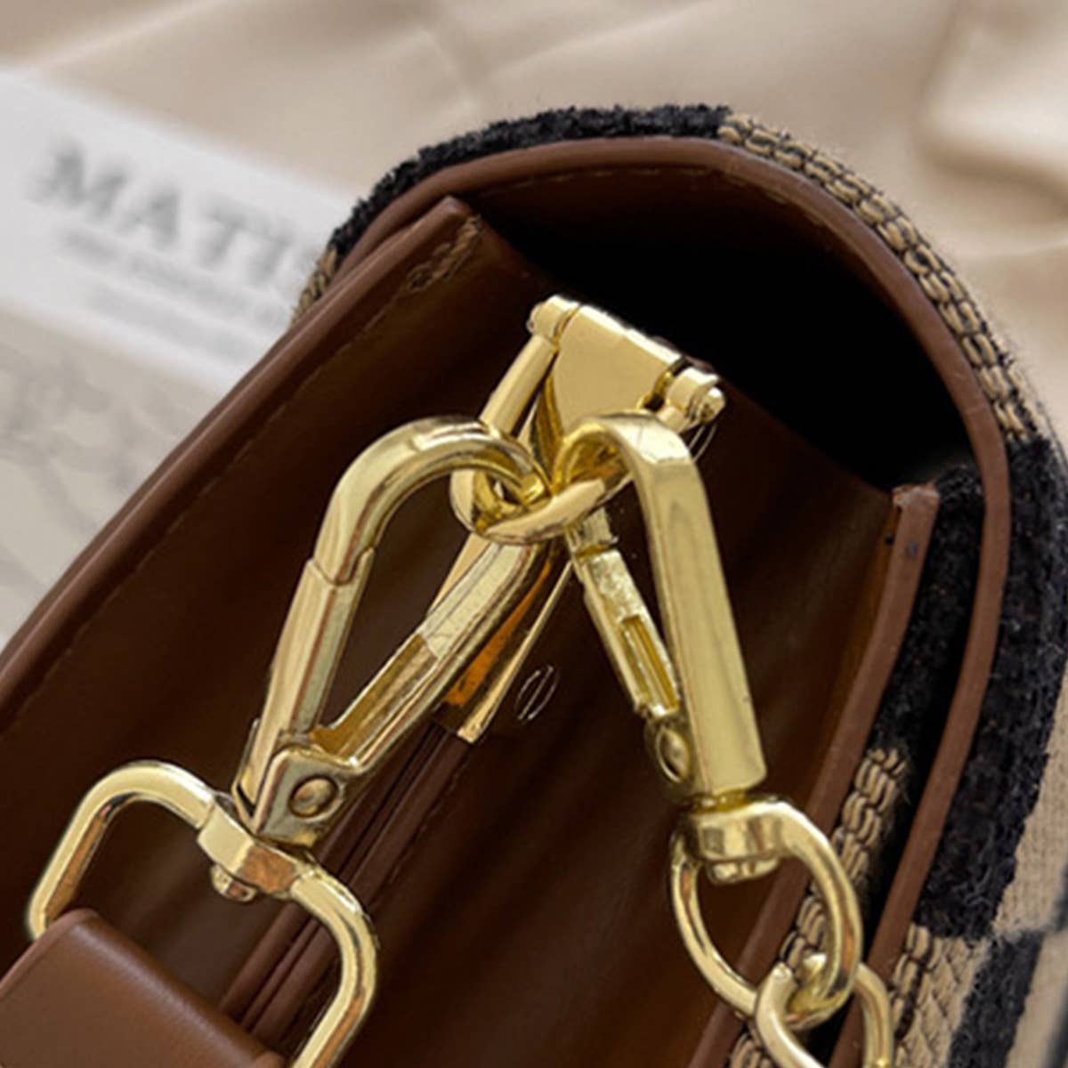 Trendy Checkered PU Crossbody Bag for Women_CWAB1545