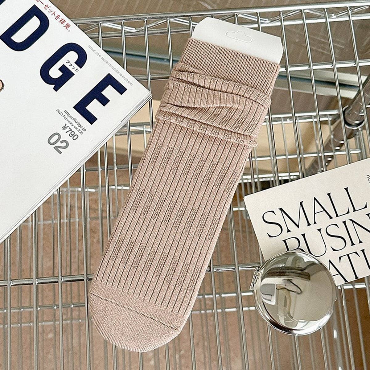 AUTUMN AND WINTER WARM BREATHABLE MID-TUBE SOCKS_CWMS1071