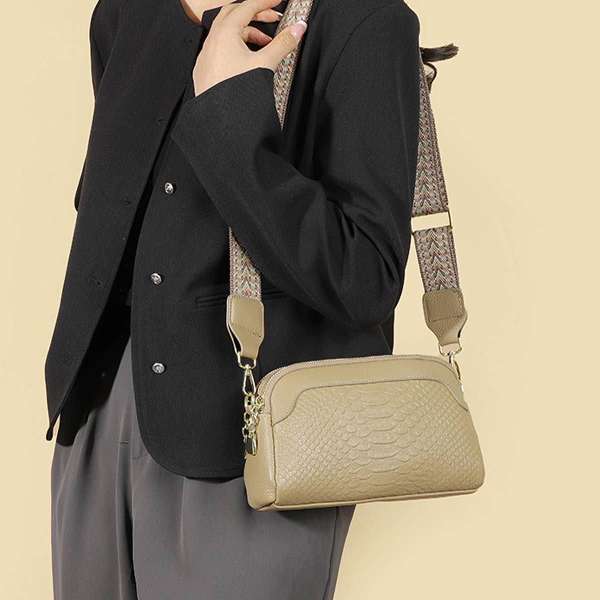 HEAD LAYER COWHIDE SINGLE SHOULDER CROSS BAG_CWAB1806