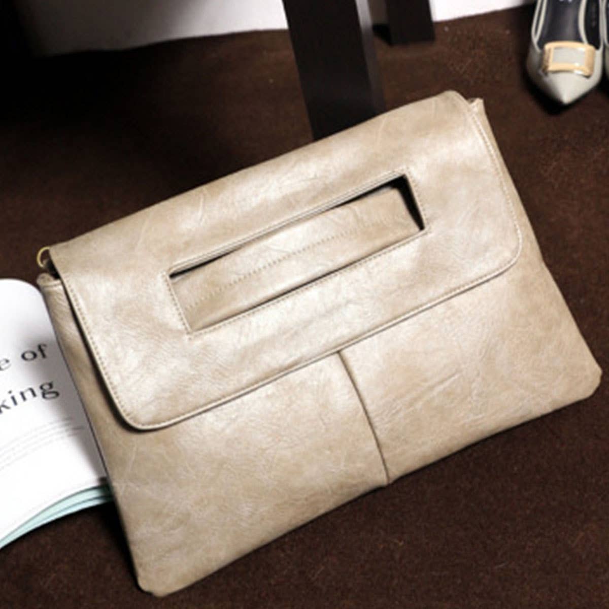 PU crossbody strap large-capacity clutch