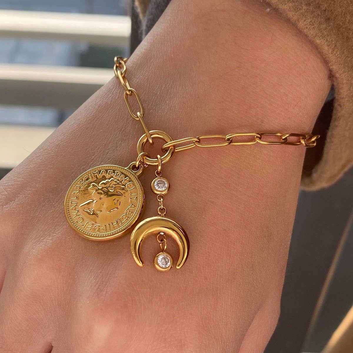 18K Gold Coin & Moon Zircon Bracelet, Titanium_CWAJE4703