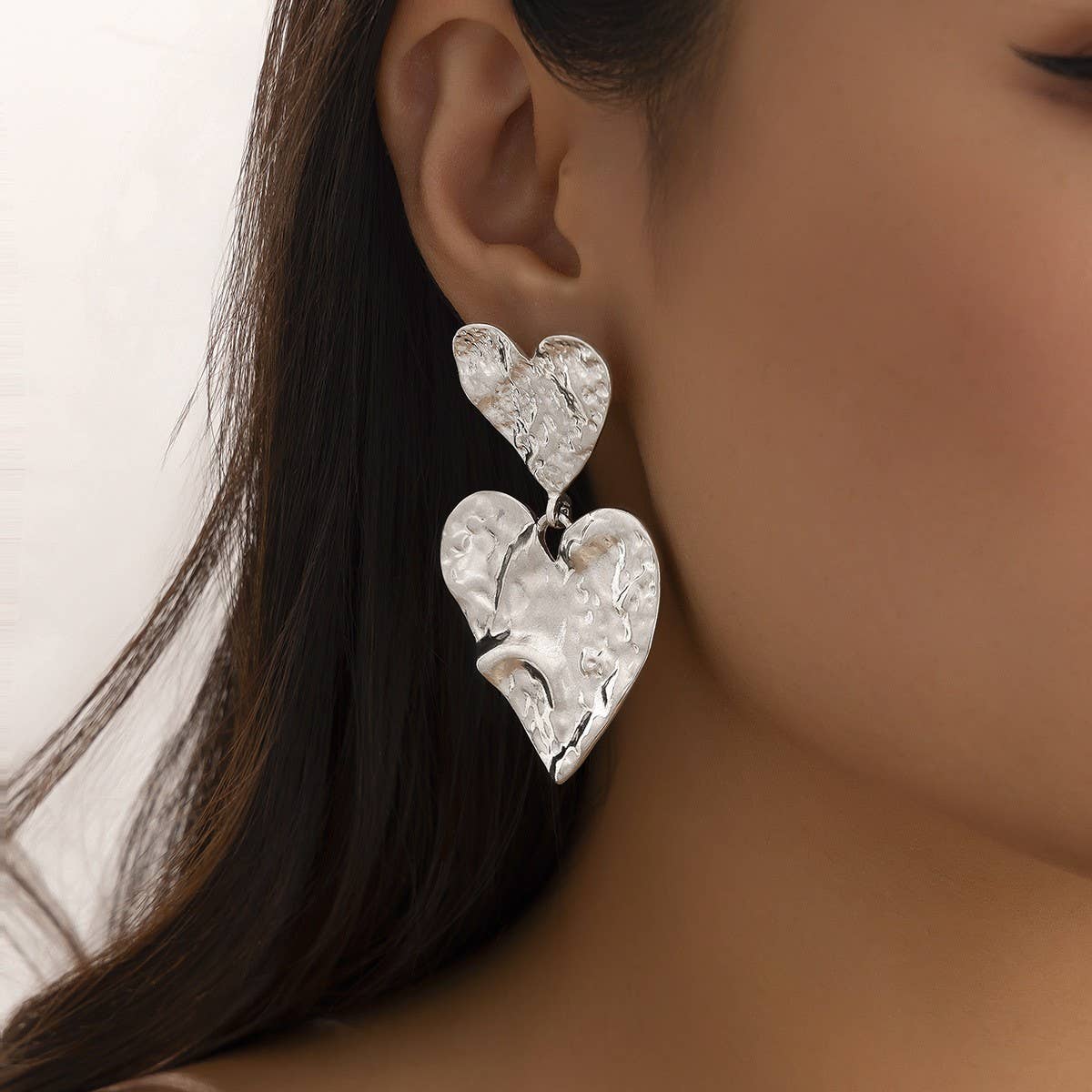 FASHION PERSONALITY COOL STYLE PLEATED EARRINGS_CWMM3197