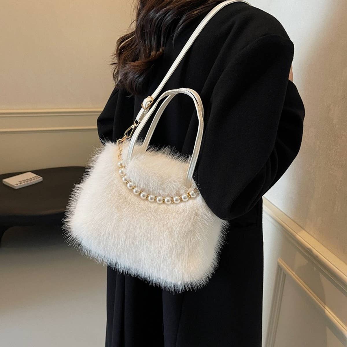 WINTER FASHION PEARL SMALL SQUARE BAG PLUSH BAG_CWAB3964