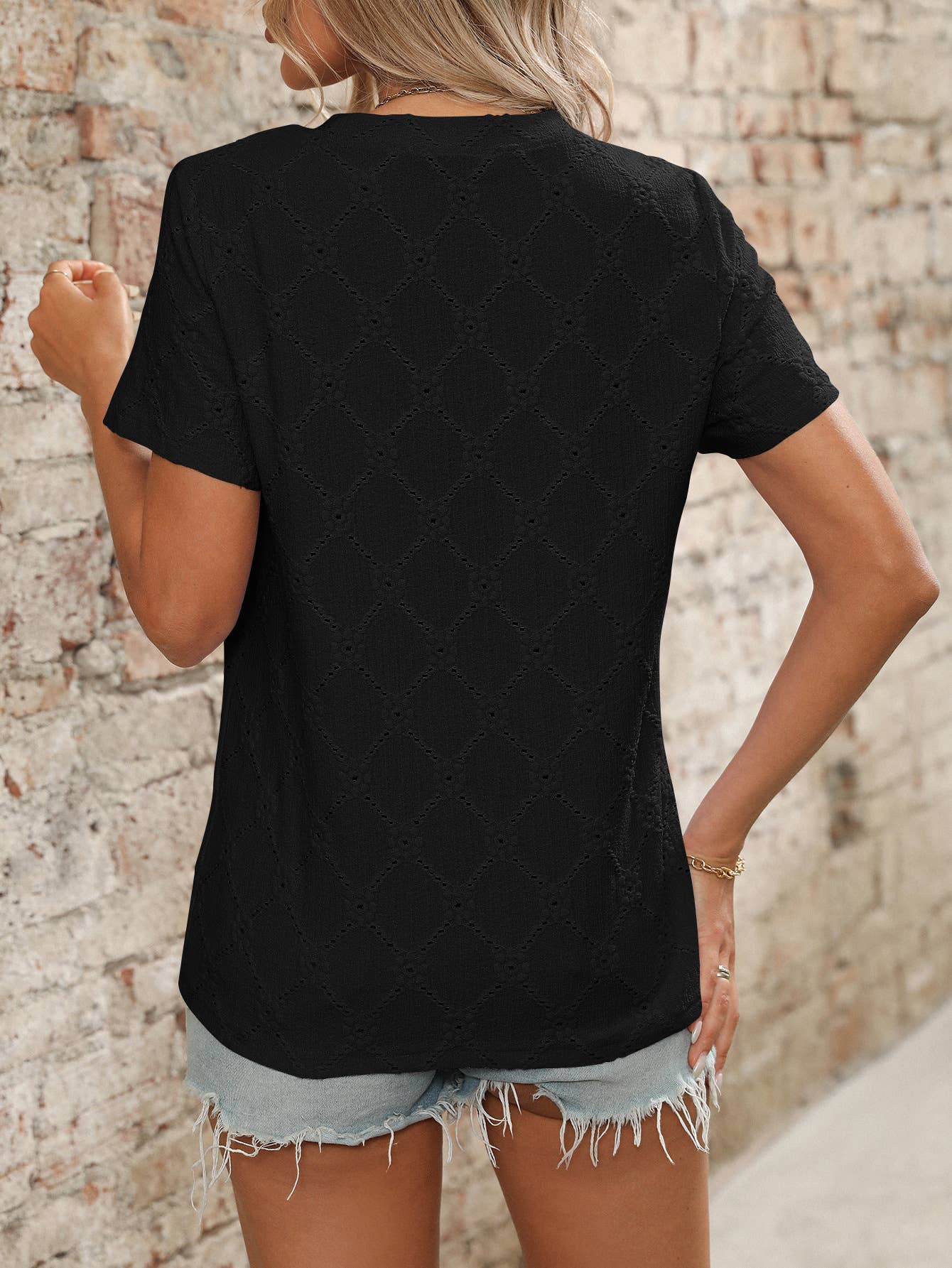 Round-neck short-sleeved jacquard floral top