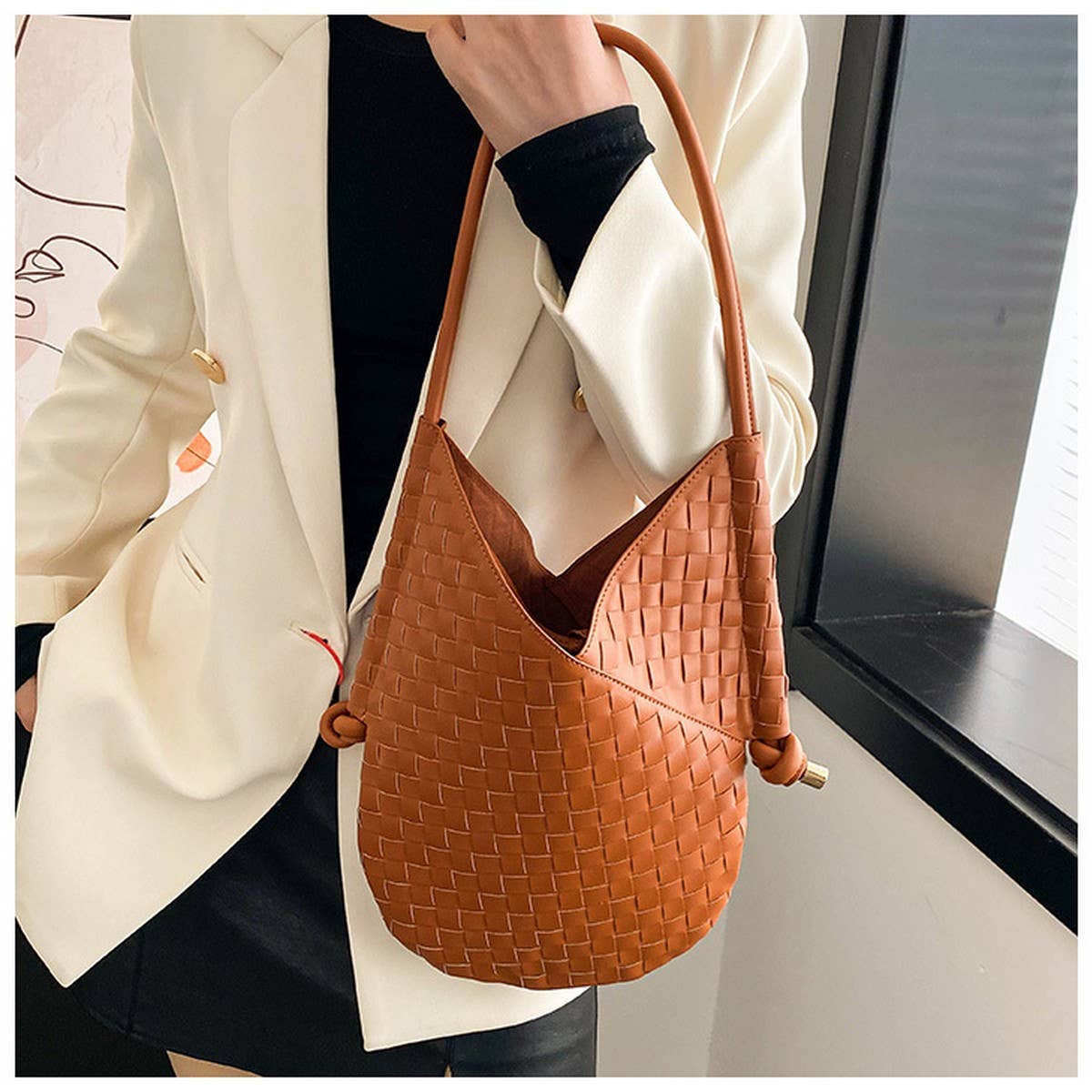 HAND-WOVEN BAG STYLISH STRAW ARMPIT BAG FOR WOMEN_CWAB1913