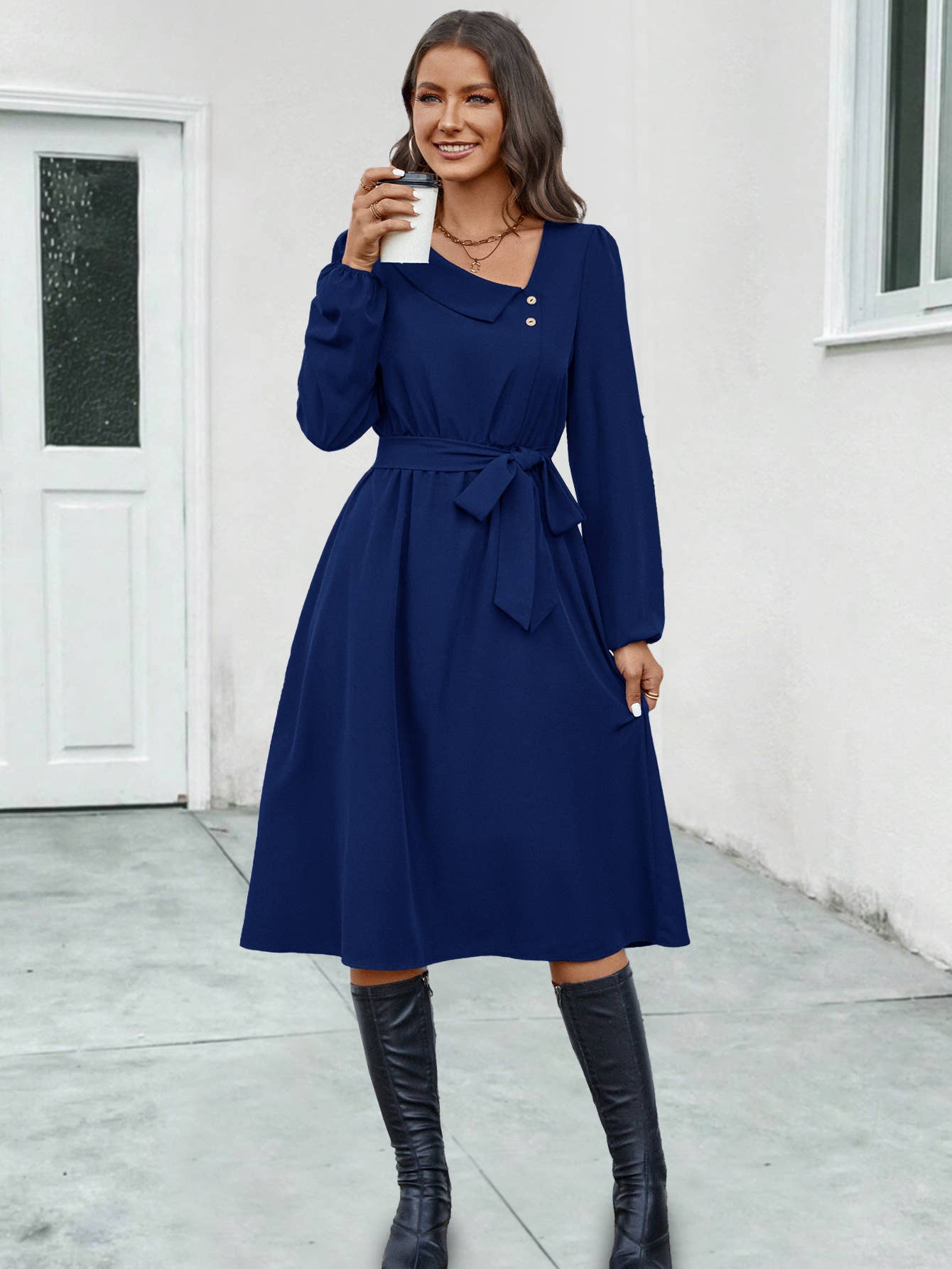 LONG-SLEEVED DRESS WITH IRREGULAR COLLAR