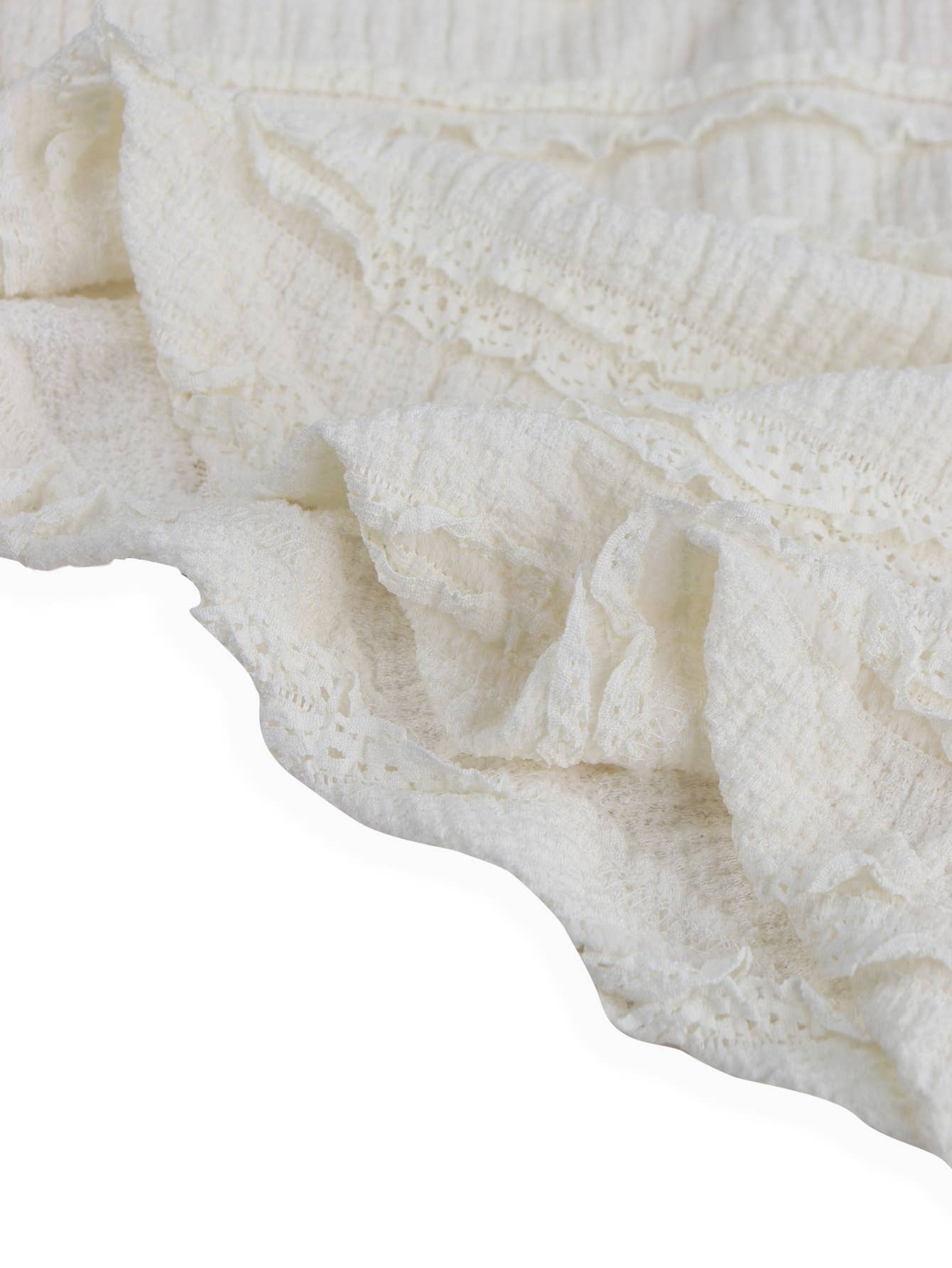 Long dress with a slim tie and a backless cutout