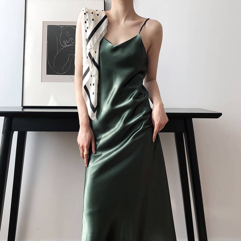 SATIN DROP HAUTE COUTURE HALTER DRESS