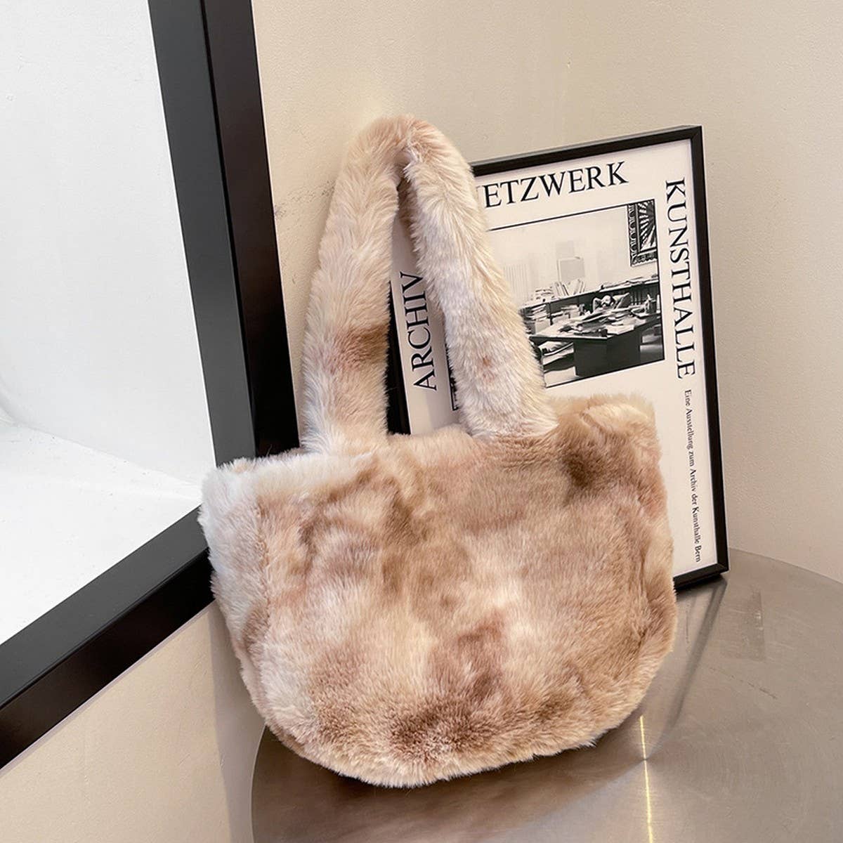 WINTER SINGLE SHOULDER HANDBAG FASHIONABLE PLUSHBAG_CWAB4013