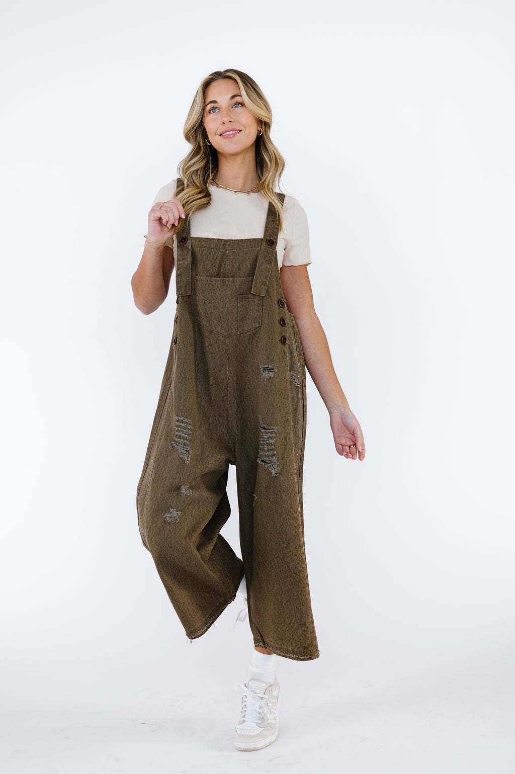 Retro distressed,ripped loose wide-leg overalls
